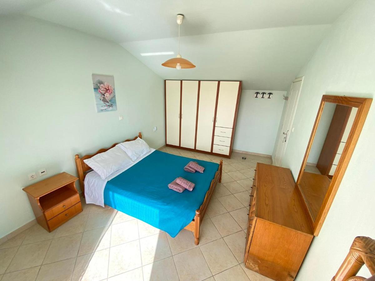 La Soffitta Di Bampina Appartement Perivólion Buitenkant foto