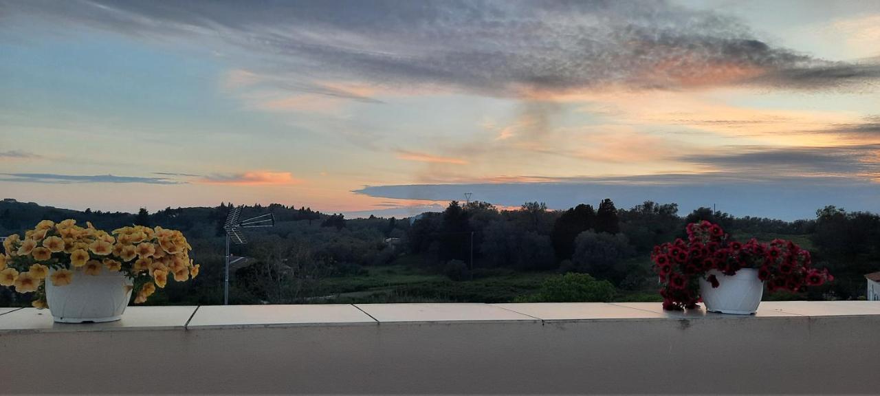La Soffitta Di Bampina Appartement Perivólion Buitenkant foto
