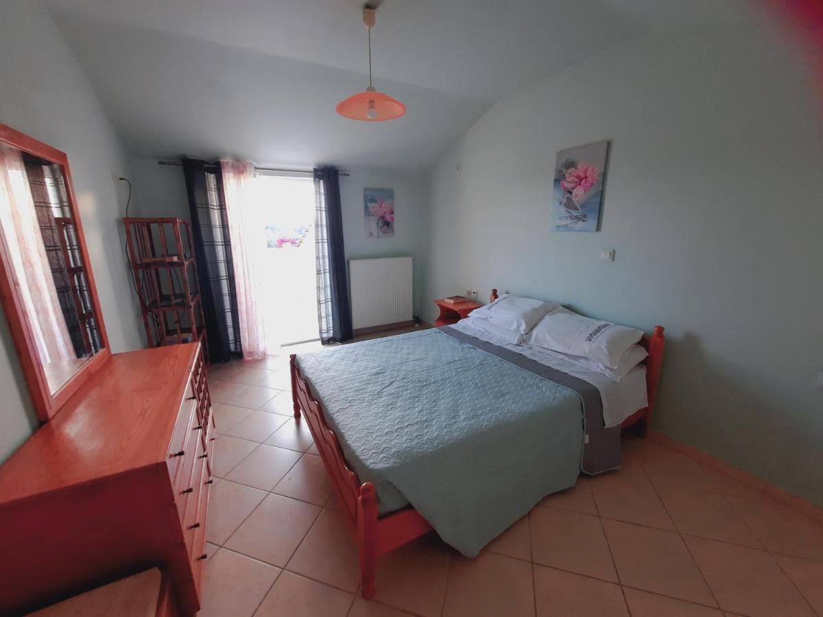 La Soffitta Di Bampina Appartement Perivólion Buitenkant foto