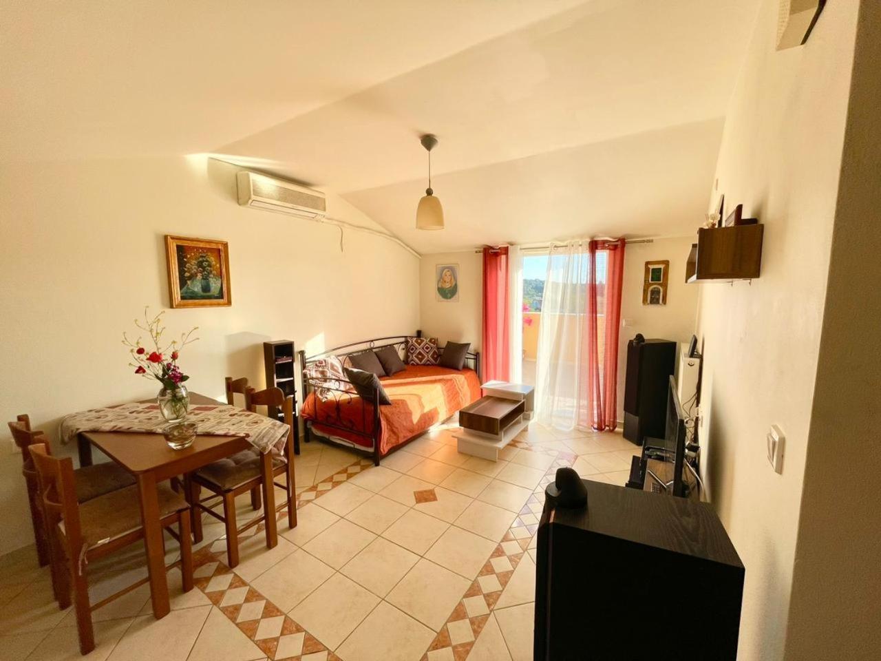 La Soffitta Di Bampina Appartement Perivólion Buitenkant foto