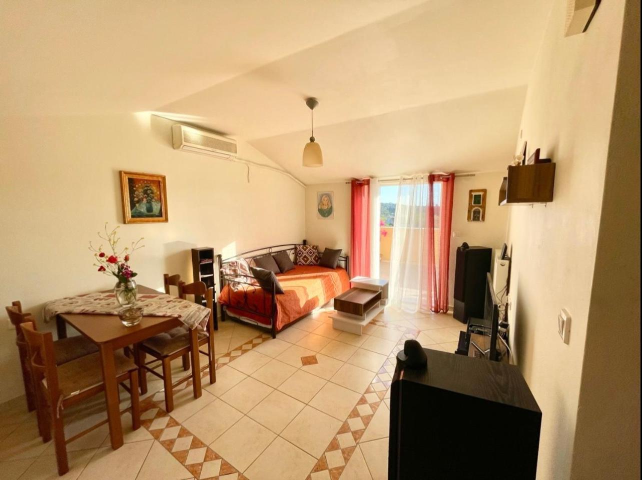 La Soffitta Di Bampina Appartement Perivólion Buitenkant foto