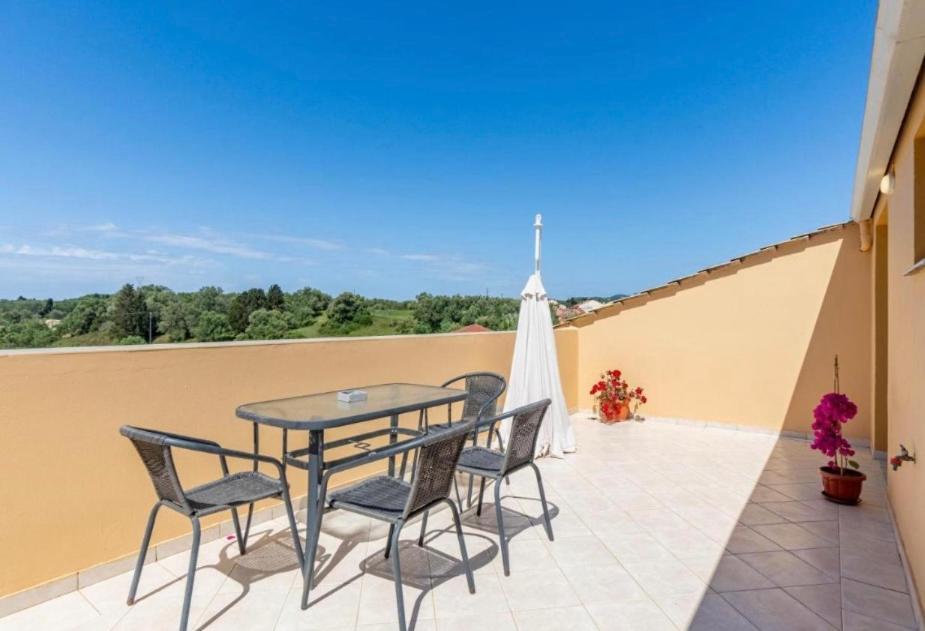 La Soffitta Di Bampina Appartement Perivólion Buitenkant foto