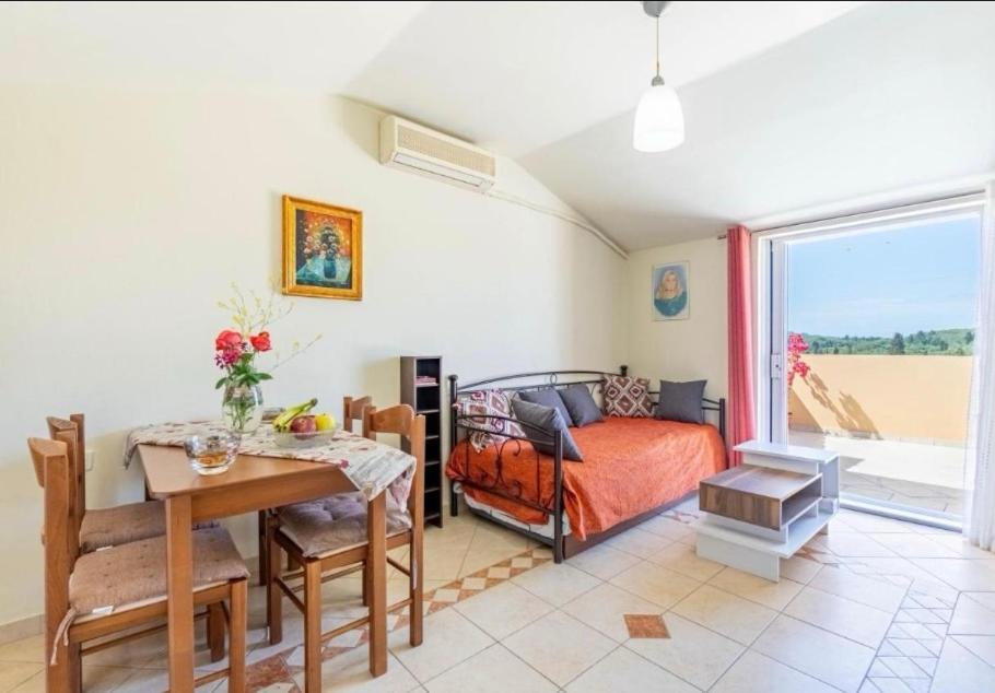 La Soffitta Di Bampina Appartement Perivólion Buitenkant foto